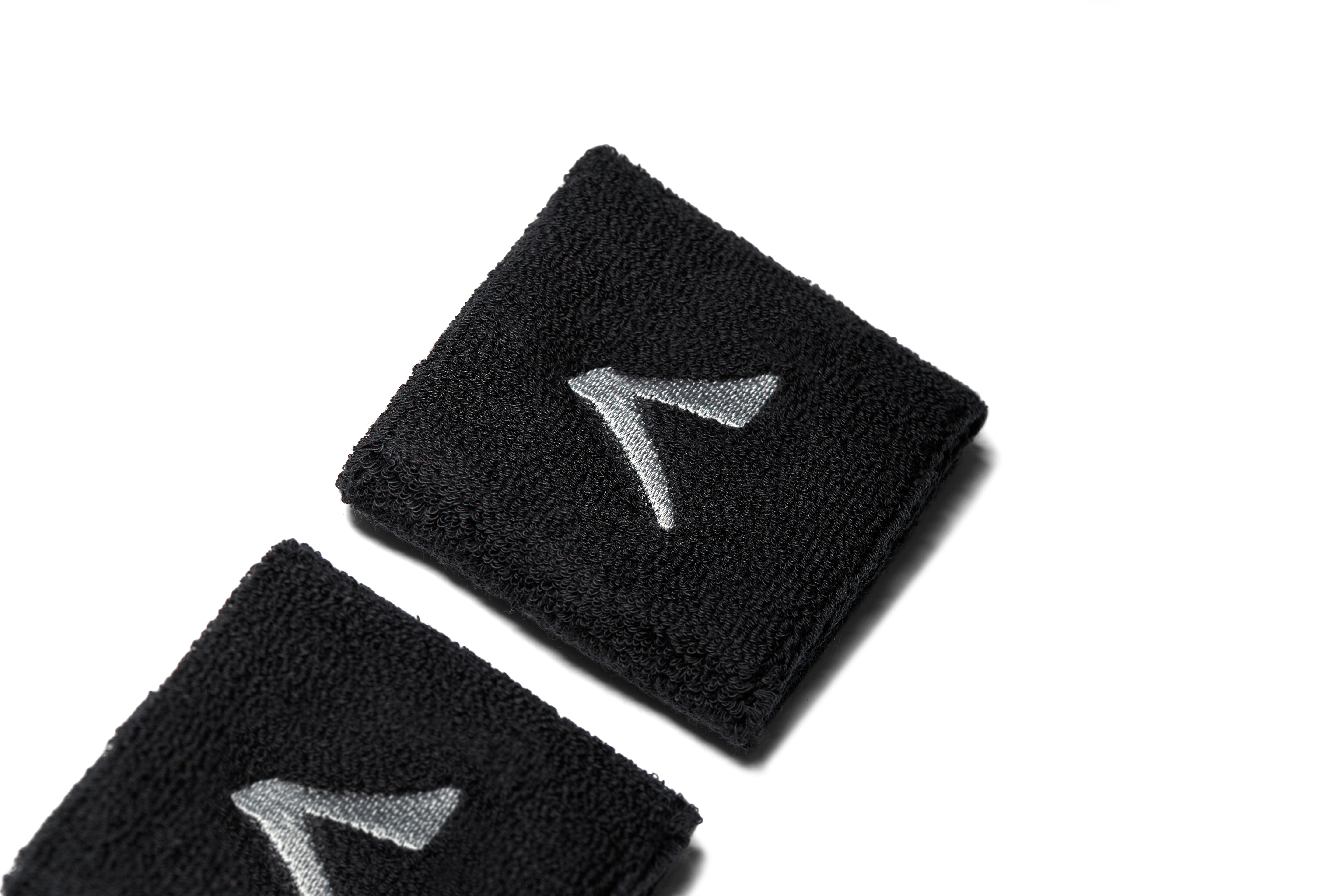 Wristband7 Dark Grey