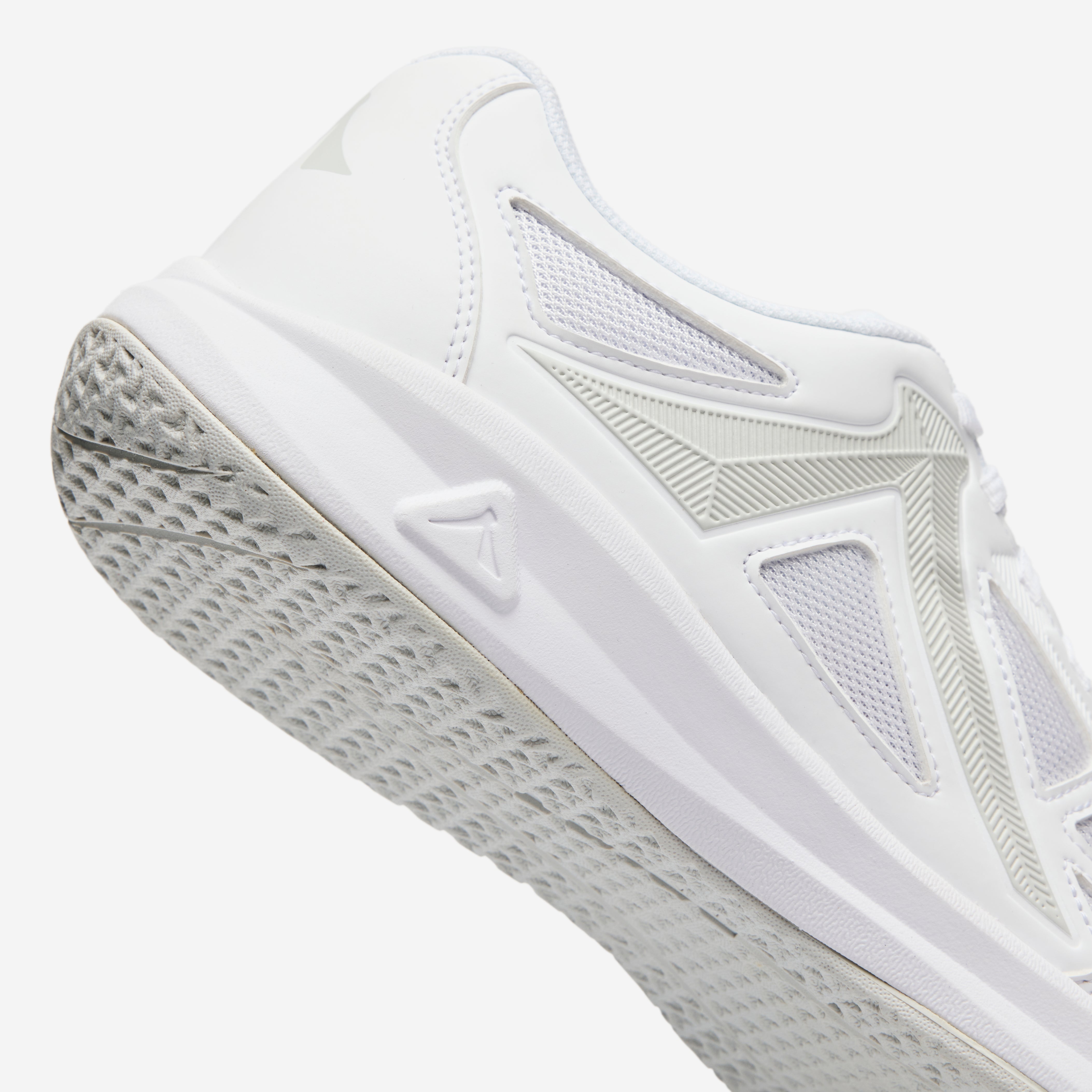 Takumi id Indoor White