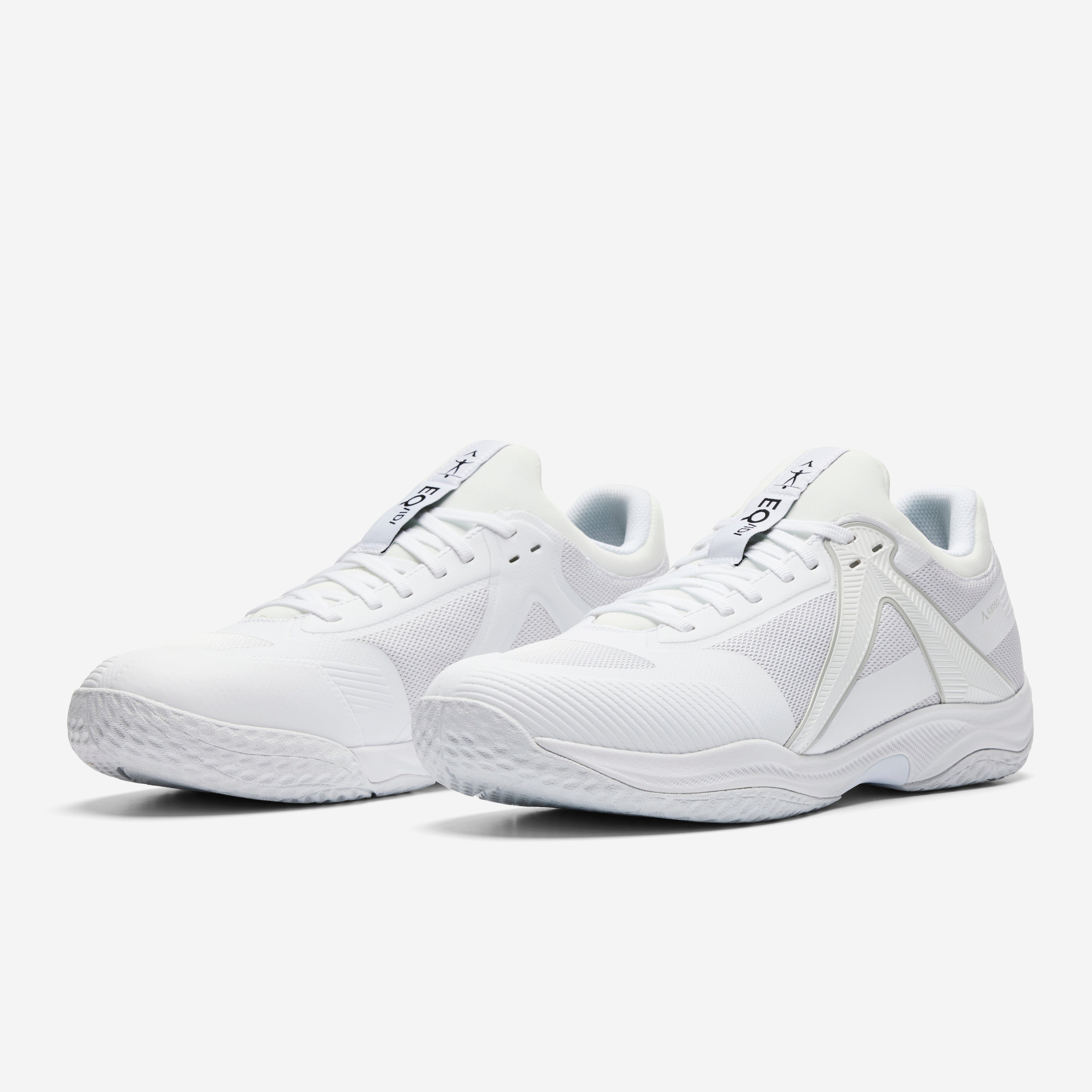 EQ id 2 - indoor White