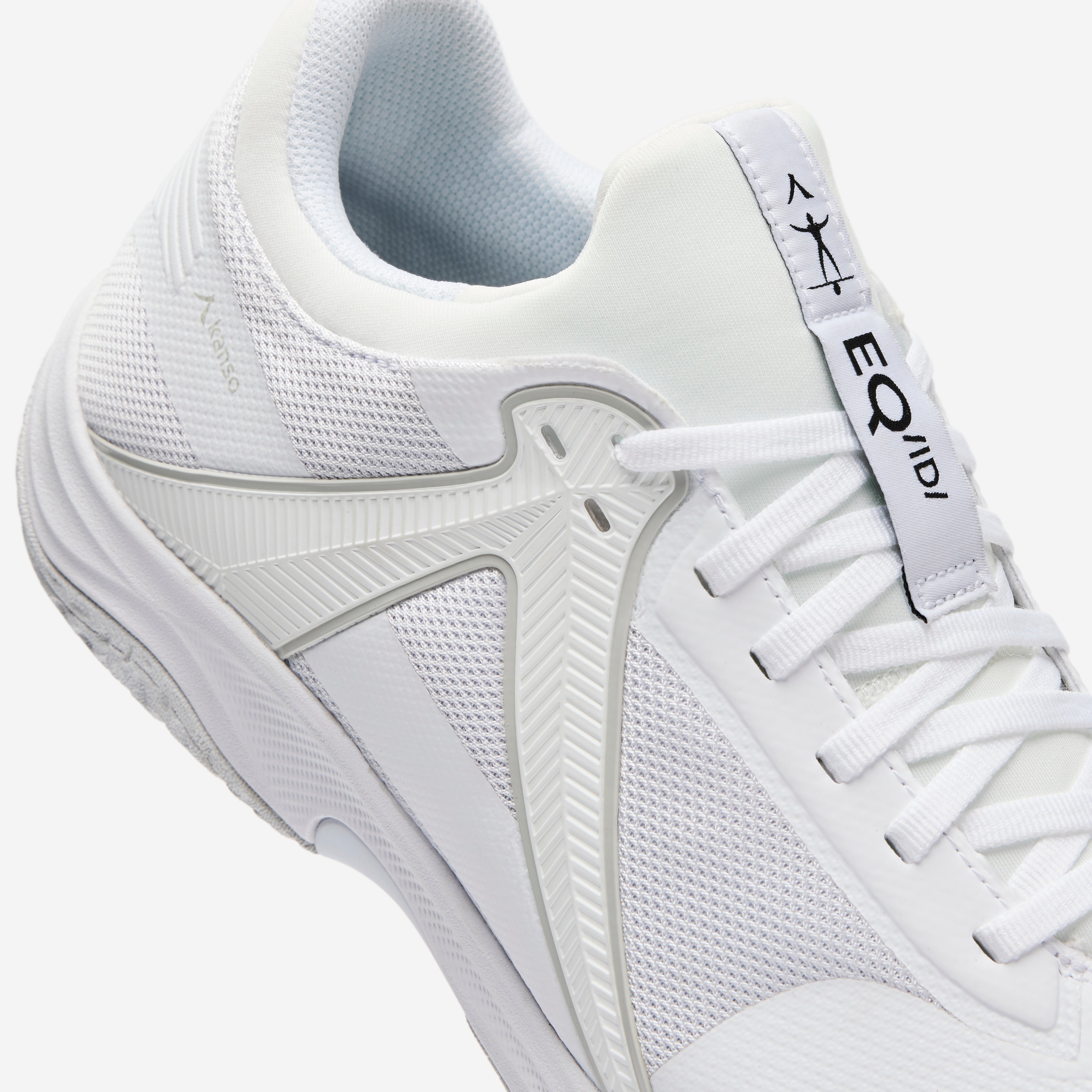 EQ id 2 - indoor White