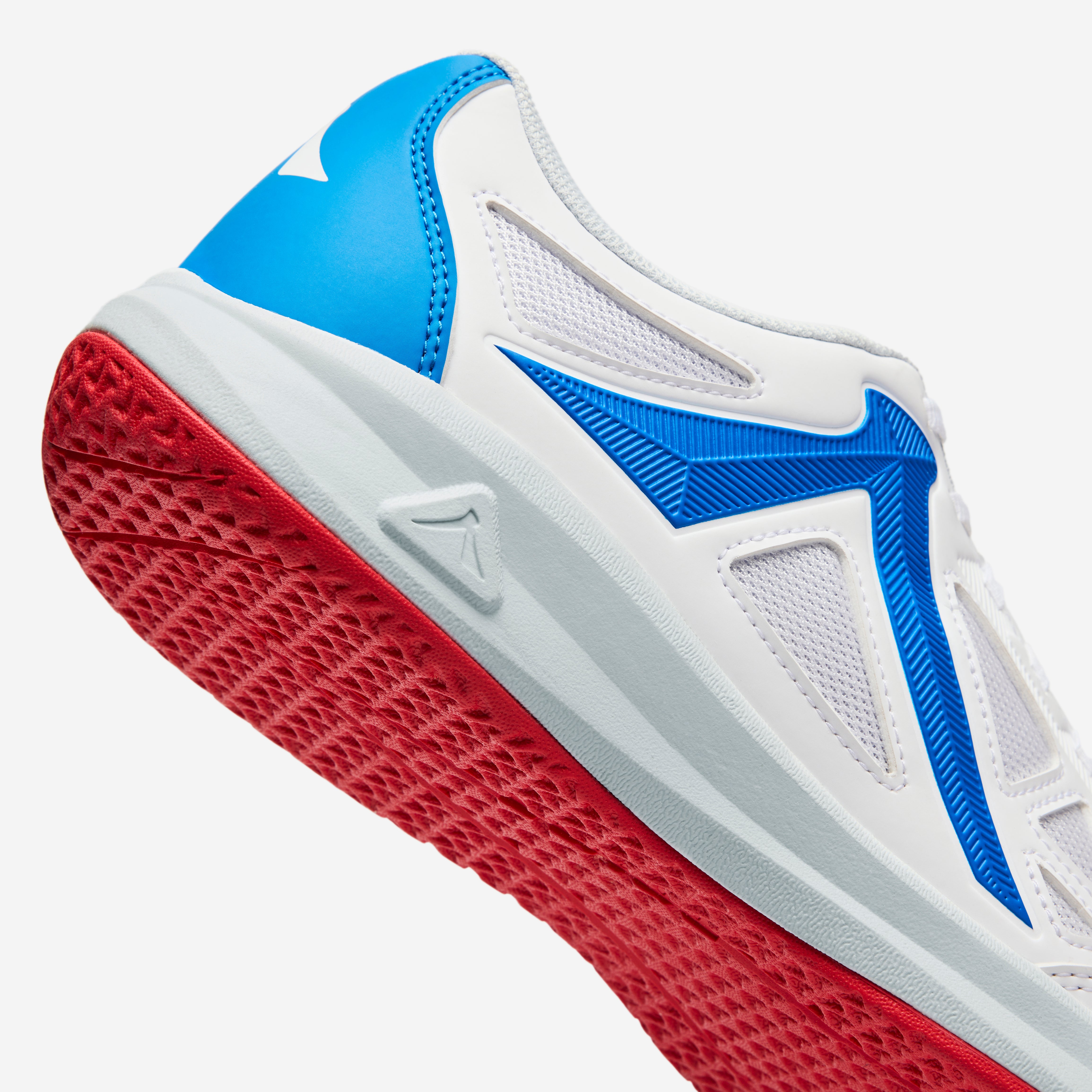 Takumi id Indoor White/Blue